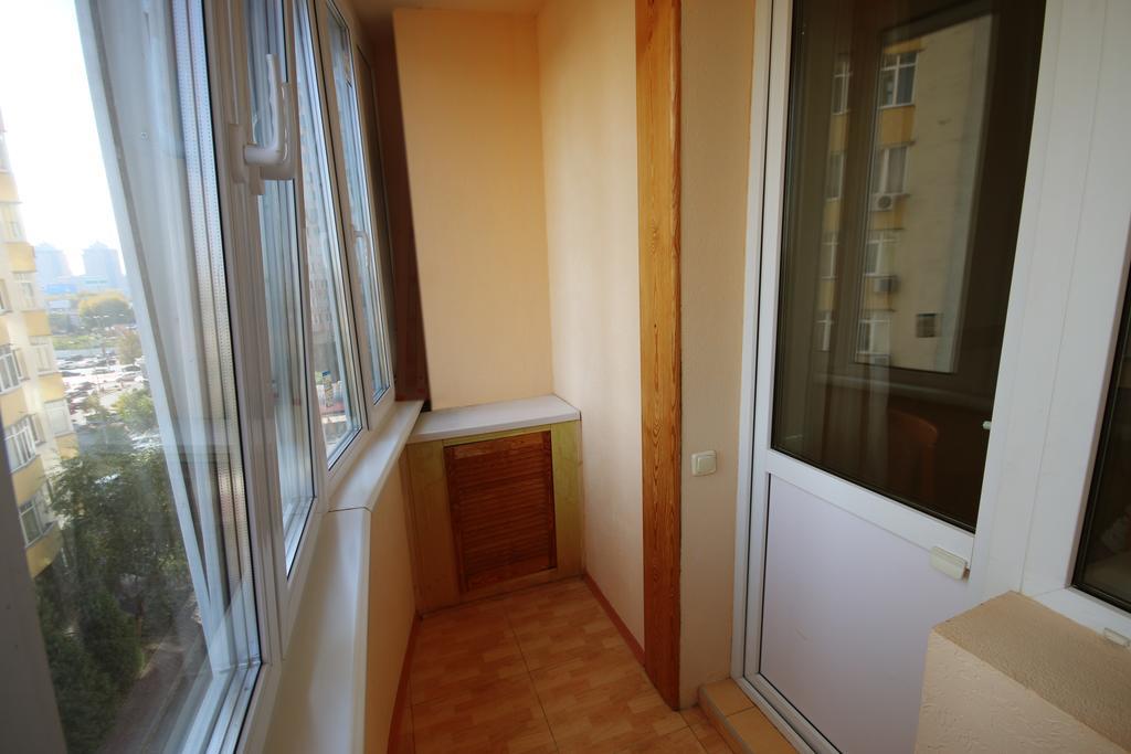 Inn Home Apartments - Livoberezhna Kiev Ngoại thất bức ảnh