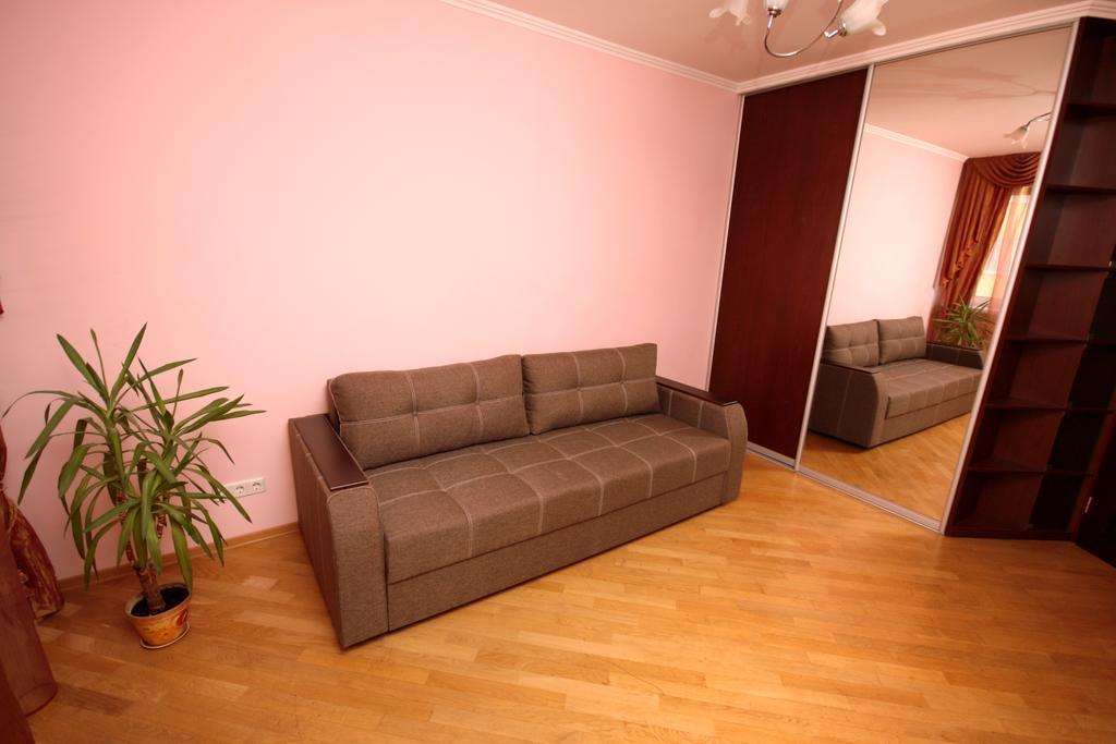 Inn Home Apartments - Livoberezhna Kiev Ngoại thất bức ảnh