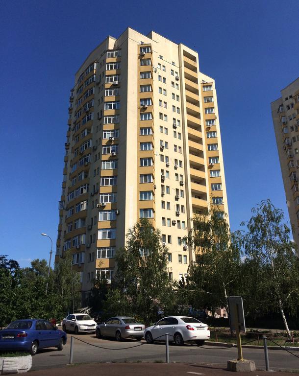 Inn Home Apartments - Livoberezhna Kiev Ngoại thất bức ảnh