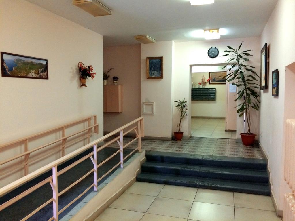 Inn Home Apartments - Livoberezhna Kiev Ngoại thất bức ảnh